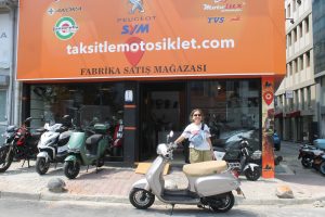 Miray Altınay'a Taksitle RMG Diva 50 Motosiklet Verdik 1