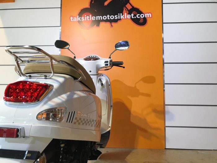 RMG Moto Gusto Diva 50 2021 Model Sıfır Kilometre Taksitle Motosiklet Beyaz 16